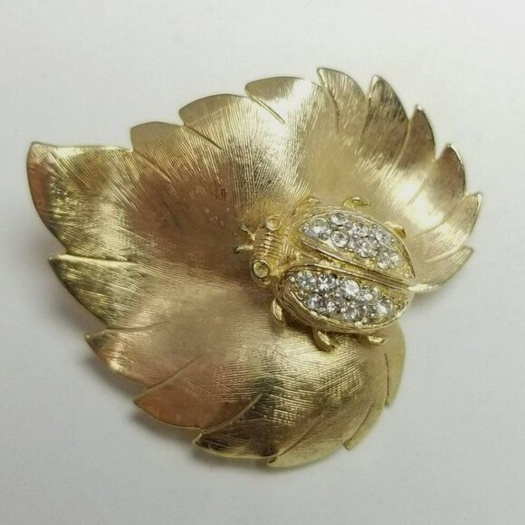 Vintage Ladybug on Leaf Gold Tone Brooch, Rhinestone Bug Insect, Lapel Pin - Picture 1 of 7